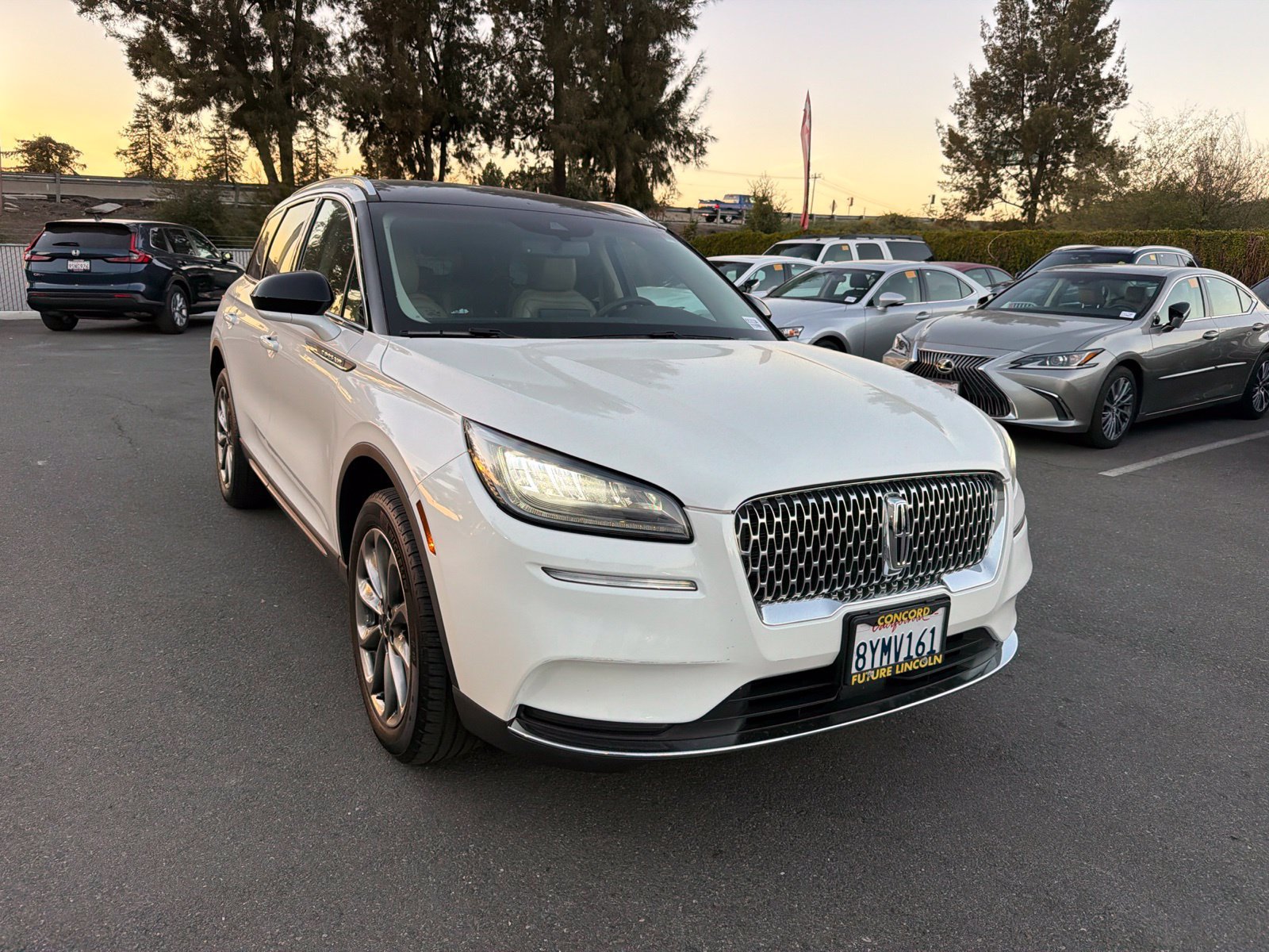 Used 2021 Lincoln Corsair FWD w/ Premium Package image 1