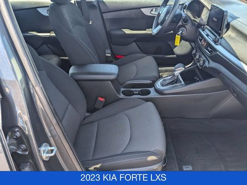 Used 2023 Kia Forte LXS FWD image 27