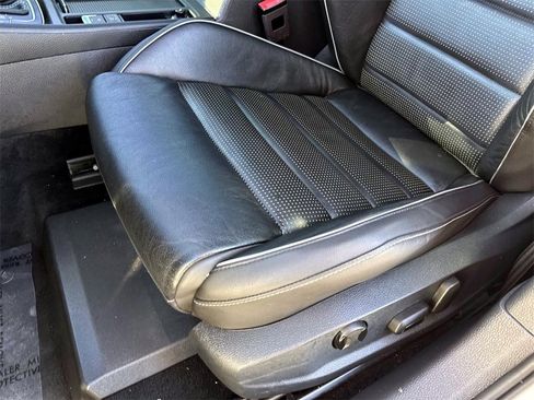 Used 2019 Volkswagen Golf R DCC & Navigation 4Motion image 16