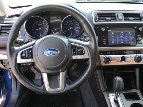 Used 2017 Subaru Outback 3.6R Touring w/ Popular Package #5A image 12