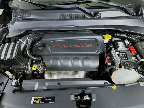 Used 2022 Jeep Compass Trailhawk image 9