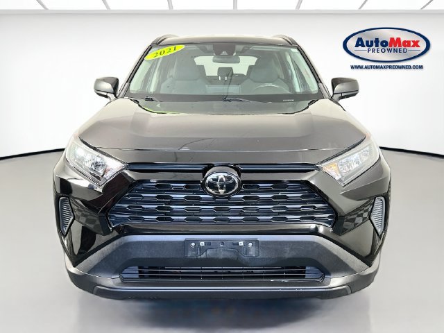 Used 2021 Toyota RAV4 LE AWD/4WD image 6