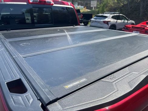 Used 2024 Chevrolet Colorado Z71 w/ Z71 Convenience Package 2 image 8