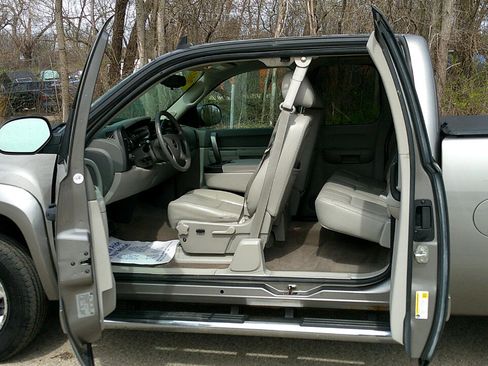 Used 2013 GMC Sierra 1500 SLE w/ Power Tech Package image 7