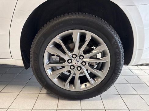 Used 2023 Buick Enclave Avenir w/ Avenir Technology Package AWD/4WD image 11