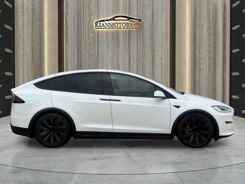 Used 2023 Tesla Model X AWD/4WD image 11