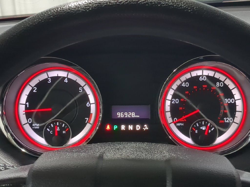 Used 2016 Dodge Grand Caravan American Value Package FWD image 32