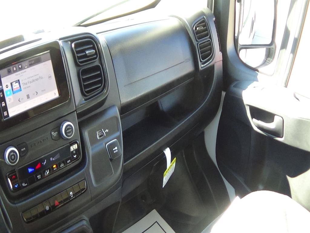 Used 2025 RAM ProMaster 2500 FWD image 18