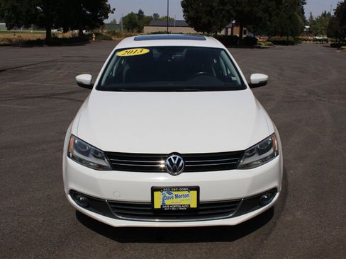 Used 2013 Volkswagen Jetta SEL FWD image 6