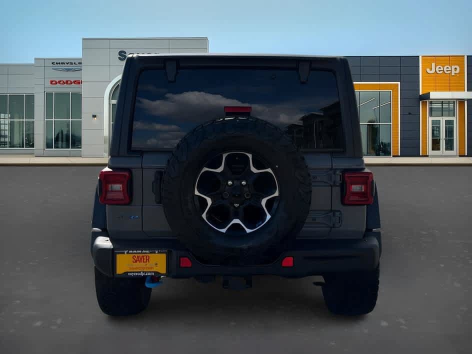 Used 2022 Jeep Wrangler Unlimited Rubicon 4xe w/ Steel Bumper Group AWD/4WD image 4