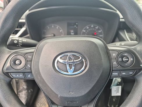 Used 2023 Toyota Corolla LE FWD image 22