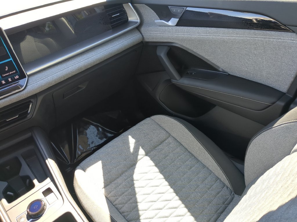 Certified 2026 Volkswagen Tiguan S FWD image 14