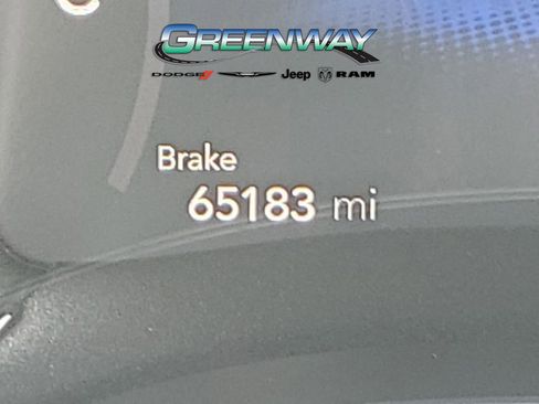 Used 2022 Chrysler Pacifica Pinnacle image 32