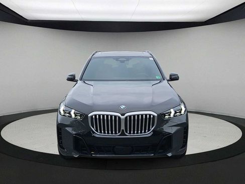 Used 2026 BMW X5 xDrive40i w/ M Sport Package AWD/4WD image 3