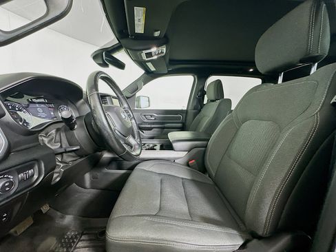 Used 2019 RAM 1500 Big Horn AWD/4WD image 13