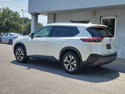 Certified 2023 Nissan Rogue SV w/ SV Premium B Package FWD image 2