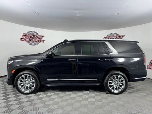 Used 2023 Cadillac Escalade Premium Luxury w/ Performance Package AWD/4WD image 4