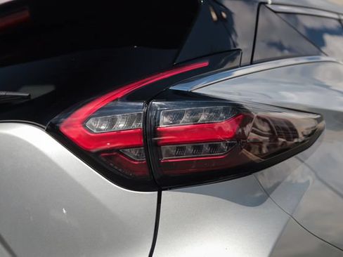 Used 2019 Nissan Murano S FWD image 22