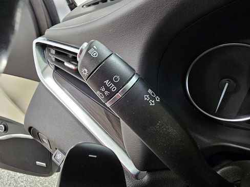 Used 2022 Buick Enclave Premium w/ Experience Buick Package image 45