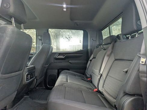 Used 2024 GMC Sierra 1500 Elevation w/ Preferred Package image 18