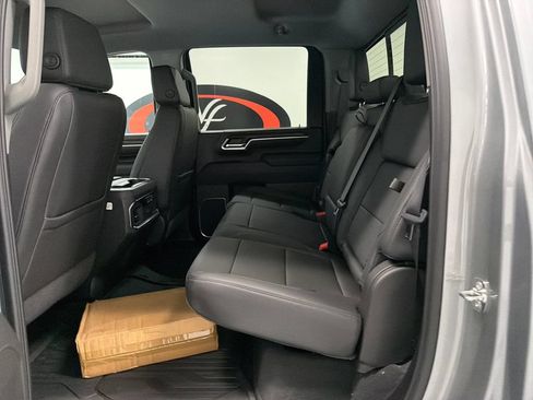 New 2026 GMC Sierra 2500 SLT AWD/4WD image 13