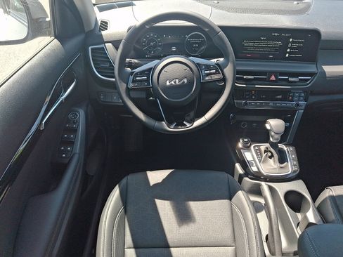 New 2026 Kia Seltos EX AWD/4WD image 7