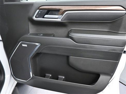 Used 2025 Chevrolet Silverado 1500 LT Trail Boss w/ LT Trail Boss Premium Package image 34