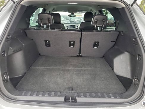 Used 2019 Chevrolet Equinox LS FWD image 14