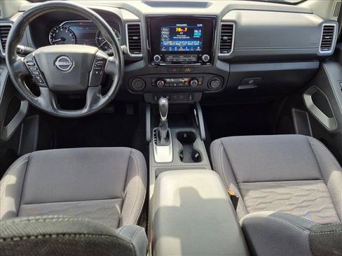 Used 2022 Nissan Frontier SV RWD image 16