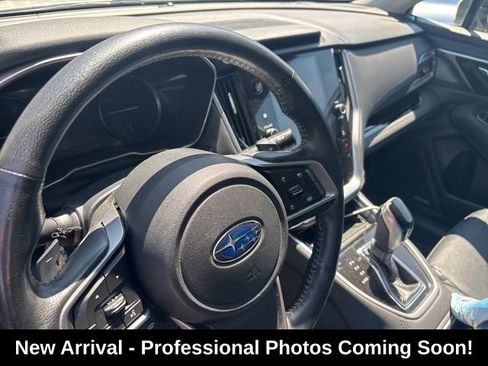 Used 2022 Subaru Outback Limited AWD/4WD image 5