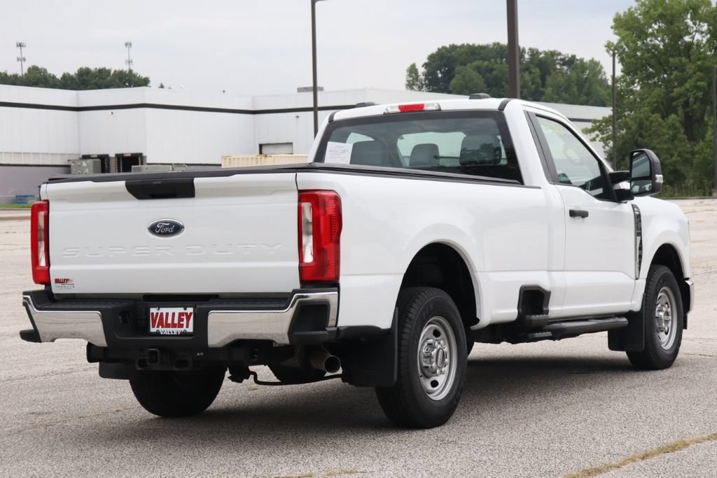 Used 2023 Ford F250 XL w/ XL Driver Assist Package RWD image 9