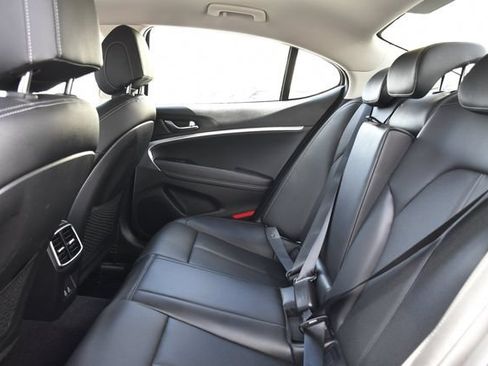 Used 2026 Genesis G70 2.5T RWD image 27