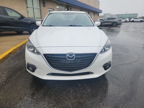 Used 2016 MAZDA MAZDA3 i Grand Touring image 2