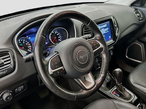 Used 2020 Jeep Compass Limited AWD/4WD image 18