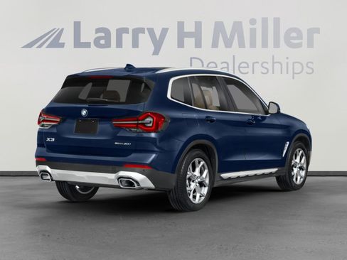 Used 2023 BMW X3 xDrive30i w/ M Sport Package AWD/4WD image 2