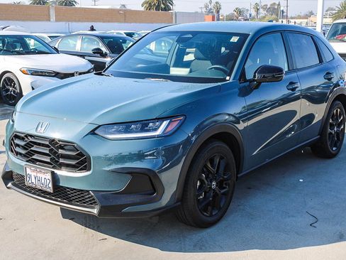 Certified 2024 Honda HR-V Sport image 3