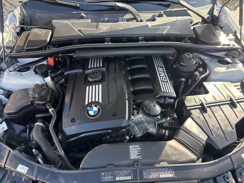 Used 2011 BMW 328i Convertible image 37