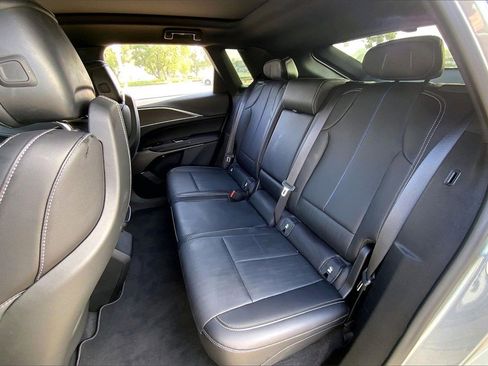 Used 2025 Cadillac Lyriq Luxury image 20