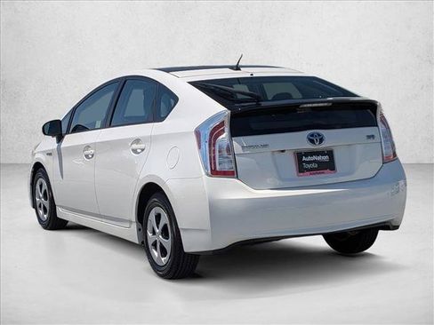 Used 2014 Toyota Prius Three w/ Solar Roof Package FWD image 8