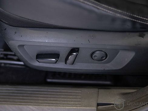 Used 2022 Nissan Rogue SL w/ SL Premium Package image 23