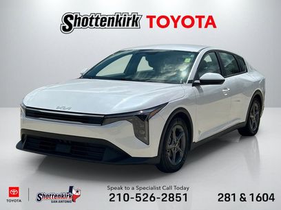 Used 2025 Kia K4