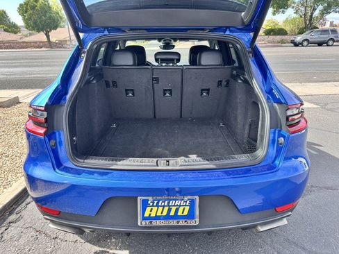 Used 2018 Porsche Macan image 15