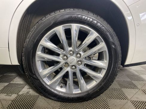 Used 2021 Cadillac XT6 Premium Luxury image 36