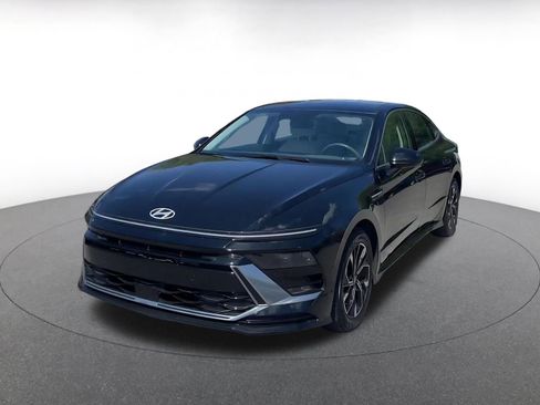Used 2025 Hyundai Sonata SEL image 3