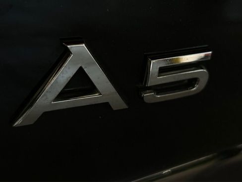 Used 2011 Audi A5 2.0T Premium image 31
