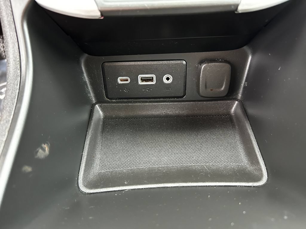 Used 2023 GMC Terrain SLE FWD image 20