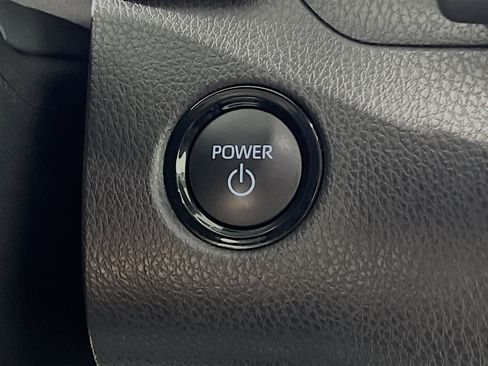 Used 2025 Toyota Camry LE image 23