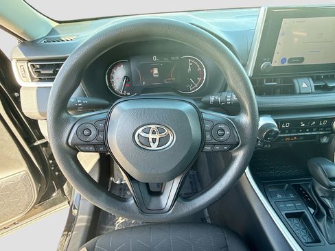 Used 2024 Toyota RAV4 XLE image 37