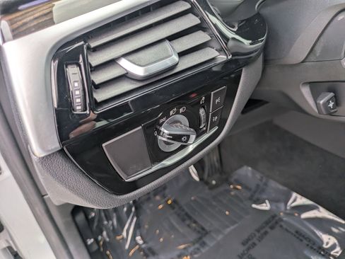 Used 2019 BMW 530i image 14