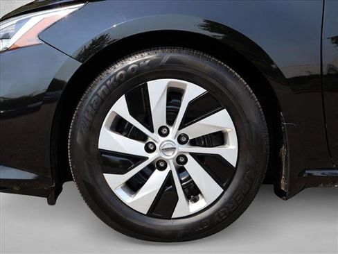 Used 2019 Nissan Altima 2.5 S FWD image 27
